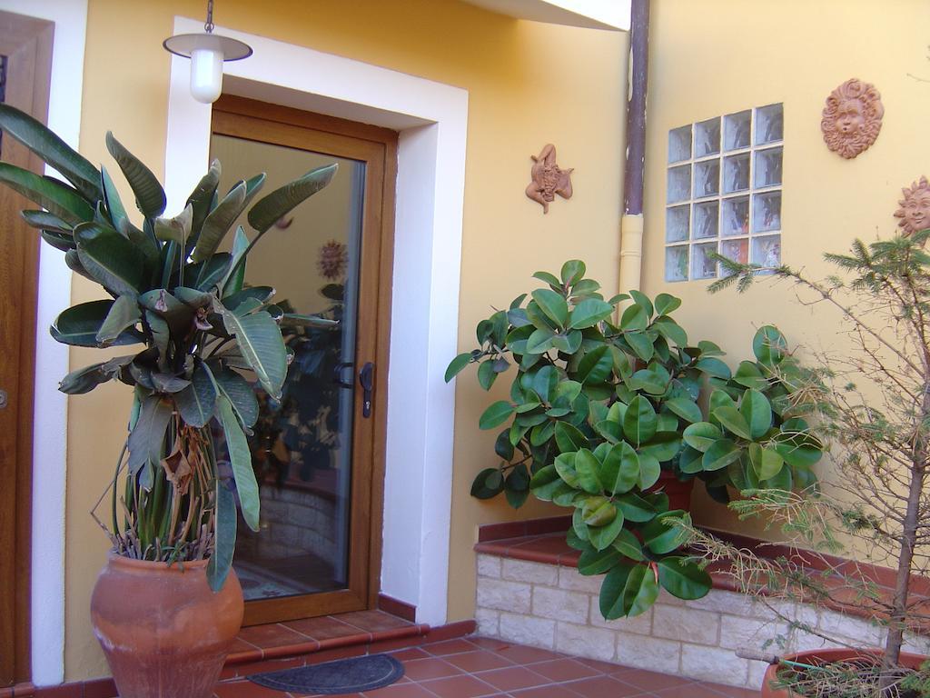 Casa Fertilia Apartment Bagian luar foto
