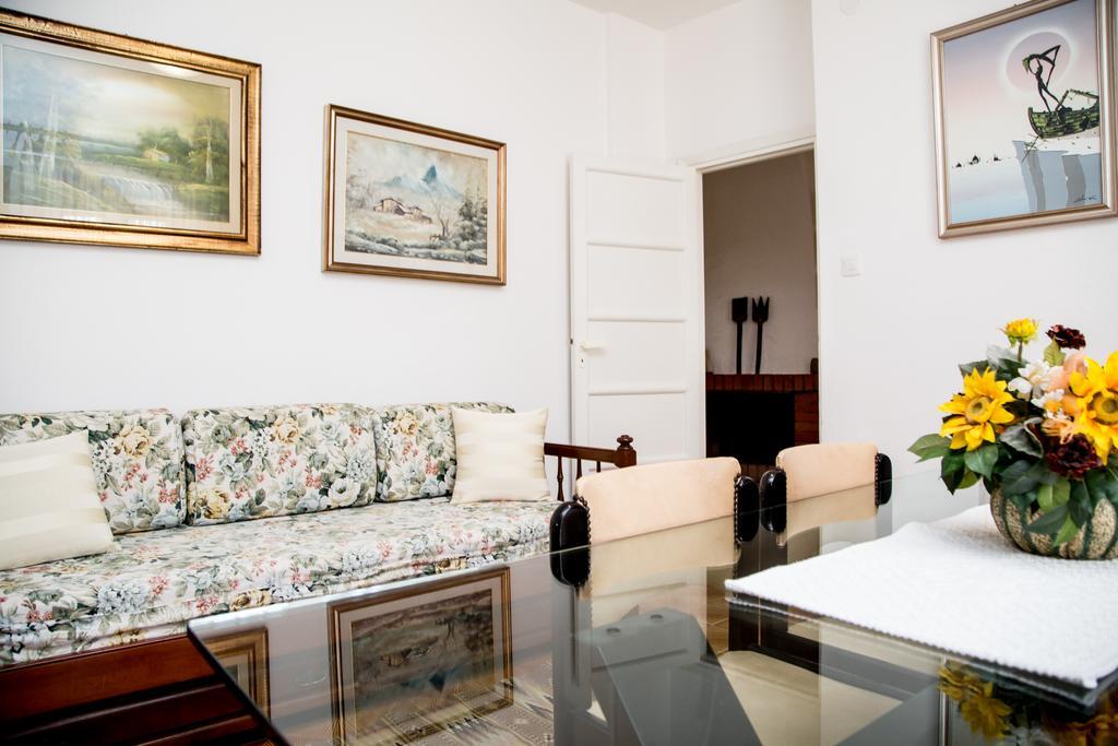 Casa Fertilia Apartment Bagian luar foto